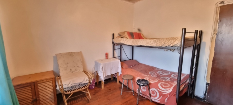 4 Bedroom Property for Sale in Silvertown Western Cape